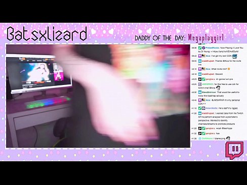 ❤️ O XOGADOR ESQUECEUSE DESCONECTAR O FLUÍS E SIROU EN DIRECTO ️ Porno duro en nós ❌
